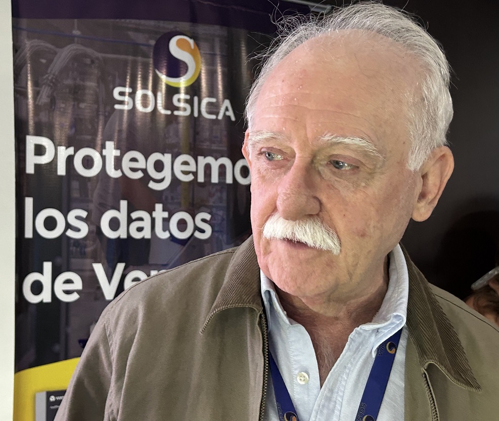 Durante su ponencia “Actualización tecnológica: Llevando el Data Center venezolano hacia la IA”