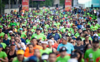 Más de 7.500 corredores se adueñaron del asfalto en la Caracas Rock.